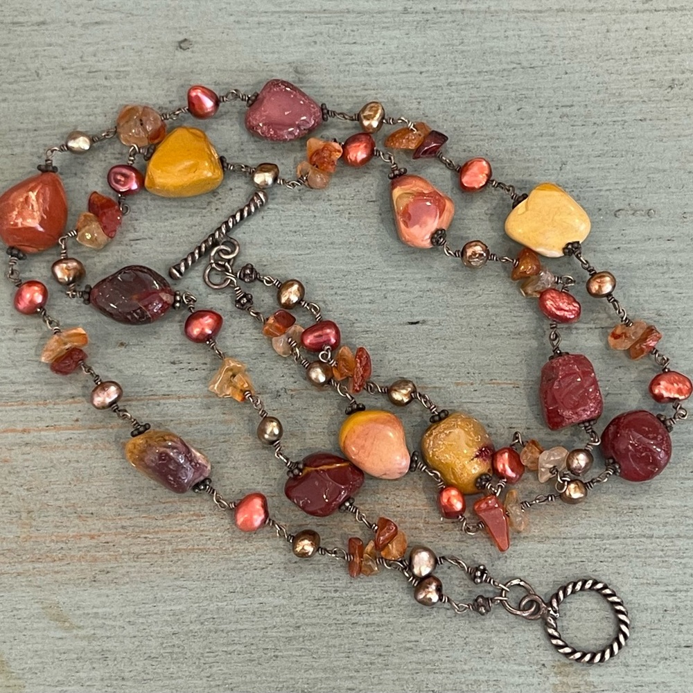 Mookaite stone necklace and bracelet